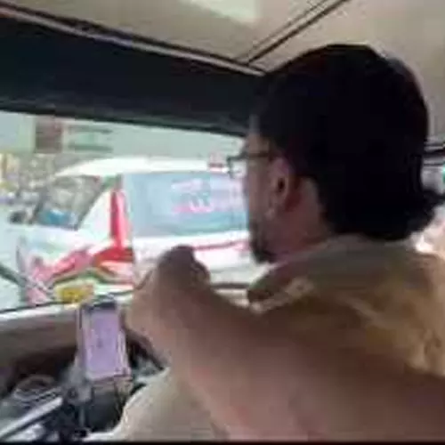 മുംബൈയിലെ ഒരു ഓട്ടോ ഡ്രൈവറുടെ വരുമാനമറിഞ്ഞ് അമ്പരന്ന് യാത്രക്കാരൻ; വിഡിയോ വൈറൽ