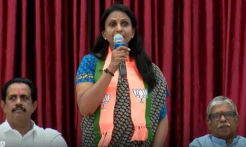 ലൗ ജിഹാദ് നടക്കുമ്പോൾ പോലും സർക്കാർ കണ്ണടച്ചിരുന്നു, കേരളത്തിൽ സ്ത്രീ സുരക്ഷയില്ല: ആർ.ശ്രീലേഖ