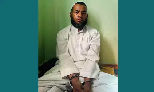 ഇൻഷുറൻസ് തട്ടാൻ ഭാര്യയെയും മക്കളെയും കൊലപ്പെടുത്തി; ജാമ്യത്തിലിറങ്ങി മുങ്ങിയ പ്രതി 12 വർഷത്തിന് ശേഷം പിടിയിൽ