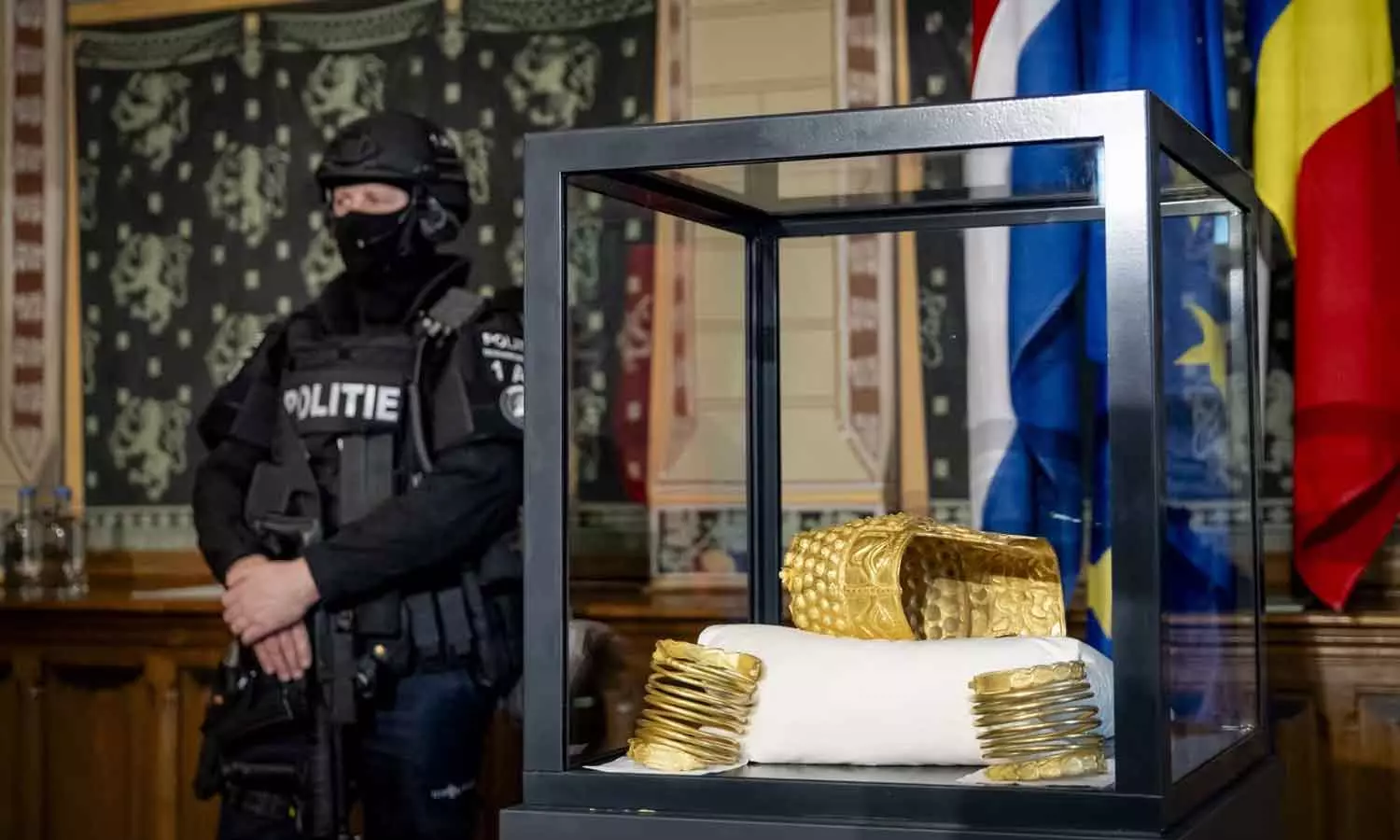 2,500 വര്‍ഷം പഴക്കമുള്ള സ്വര്‍ണകിരീടം തിരിച്ചെത്തിക്കാനായെന്ന് അധികൃതർ ; ഡച്ച് മ്യൂസിയം കവര്‍ച്ചയില്‍ ആശ്വാസം