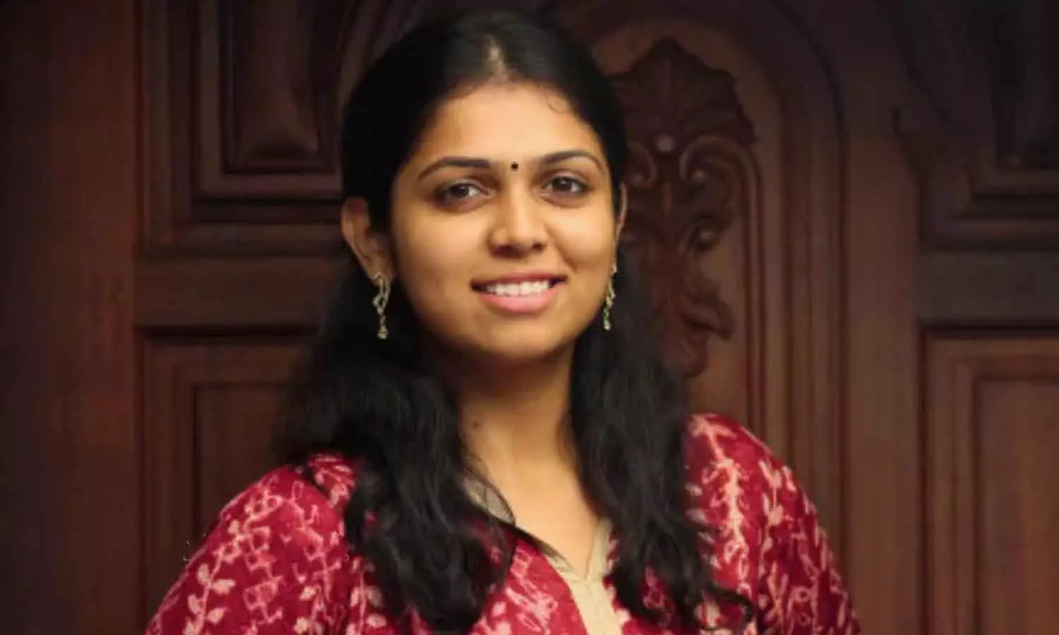 ബാലറ്റിലെ പേര് മാറ്റണമെന്ന തൃപ്പൂണിത്തുറയിലെ എൻഡിഎ സ്ഥാനാർഥി അഞ്ജലി നായരുടെ അപേക്ഷ തള്ളി ബാലറ്റിലെ പേര് മാറ്റണമെന്ന തൃപ്പൂണിത്തുറയിലെ എൻഡിഎ സ്ഥാനാർഥി അഞ്ജലി നായരുടെ അപേക്ഷ തള്ളി