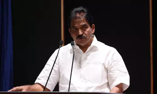 വയനാട് ഫണ്ട് തിരുവനന്തപുരം ധനലക്ഷ്മി ബാങ്കിൽ; ഒടുവിൽ മൗനം വെടിഞ്ഞ് കോൺഗ്രസ്