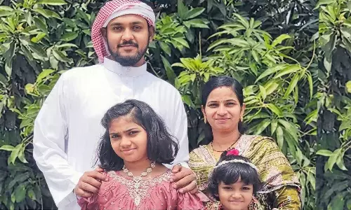 മൂന്നാമതും പെൺകുഞ്ഞെന്ന് സംശയം; ഗ‍ർഭിണിയായ ഭാര്യയേയും പെൺമക്കളേയും സ്വിമ്മിങ് പൂളിൽ മുക്കി കൊലപെടുത്തി യുവാവ്