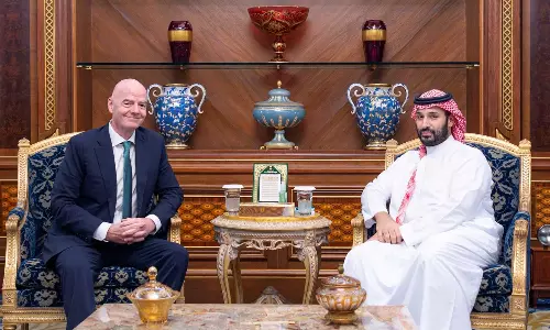 HRH the Crown Prince Meets with FIFA President in Jeddah to Discuss Sports Cooperation