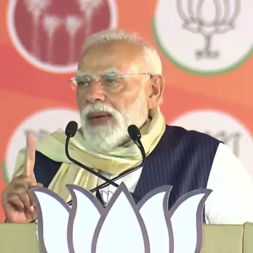 Modi mentions Sabarimala gold looting in NDA election campaign
