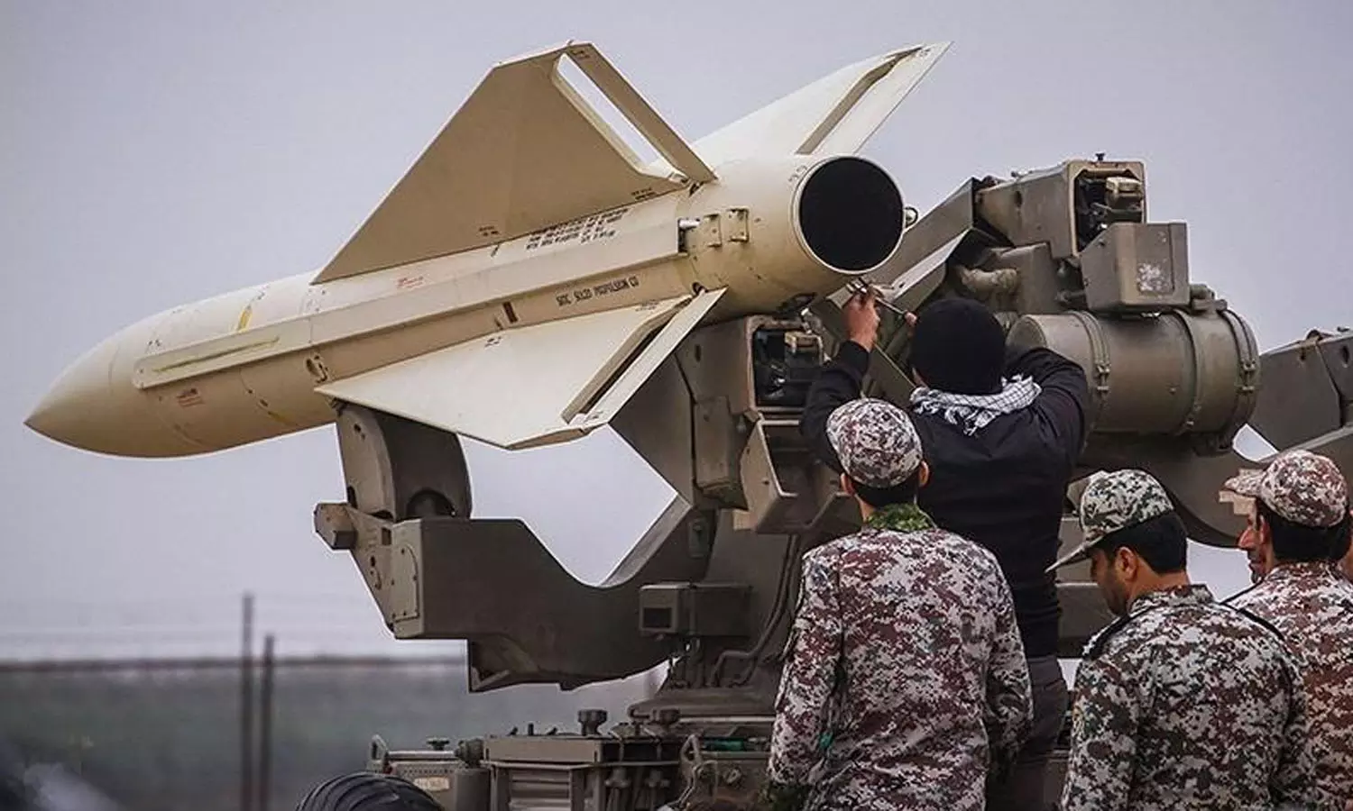 ഇറാൻ്റെ അദൃശ്യ ആയുധങ്ങൾ: മജീദ് എയർ ഡിഫൻസ് സിസ്റ്റം അമേരിക്കൻ യുദ്ധവിമാനങ്ങളെ തകർക്കുന്നത് എങ്ങനെ? ഇറാൻ്റെ അദൃശ്യ ആയുധങ്ങൾ: മജീദ് എയർ ഡിഫൻസ് സിസ്റ്റം അമേരിക്കൻ യുദ്ധവിമാനങ്ങളെ തകർക്കുന്നത് എങ്ങനെ?