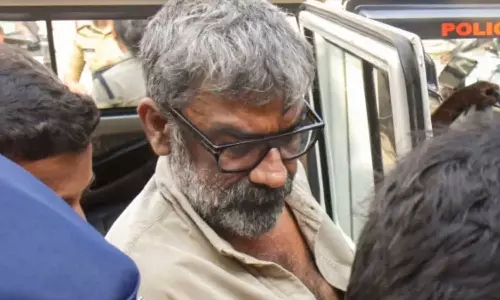 യുവനടിയെ പീഡിപ്പിച്ച കേസ്: സംവിധായകൻ രഞ്ജിത്തിനെ ഇന്ന് കൊച്ചിയിലെത്തിച്ച് തെളിവെടുക്കും