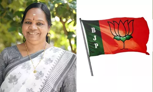 റാലിക്ക് വരുന്നവര്‍ക്ക് സാരി തരാം; പൂഞ്ഞാറില്‍ ഓഫറുമായി ബിജെപി വനിതാ നേതാവ്, പരാതി നല്‍കാന്‍ എല്‍ഡിഎഫും യുഡിഎഫും