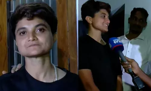 കയ്യിലുണ്ടായിരുന്നത് വെള്ളം മാത്രം,യാത്രകള്‍ ഇനിയും തുടരും; നാദാപുരത്തെ വീട്ടിലെത്തി ശരണ്യ,വൈകാരിക വരവേൽപ്പുമായി ബന്ധുക്കളും നാട്ടുകാരും