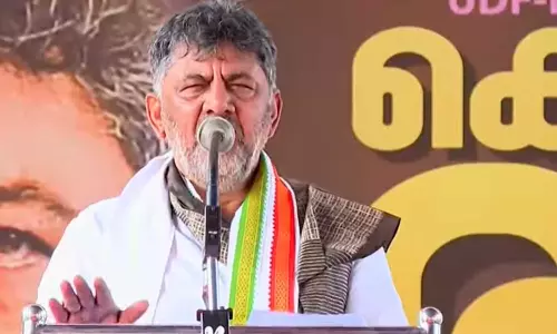 എല്‍ഡിഎഫ് സർക്കാർ ദൈവങ്ങളോട് പോലും നീതി കാണിച്ചില്ല,പിന്നെയെങ്ങനെ ജനങ്ങളോട് നീതി പുലർത്തും; ഡി.കെ ശിവകുമാർ