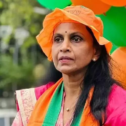 കേന്ദ്രമന്ത്രി പേര് പരാമർശിച്ചില്ല; വട്ടിയൂർക്കാവിൽ പ്രചാരണ പരിപാടിക്കിടെ ആർ. ശ്രീലേഖ ഇറങ്ങിപ്പോയി