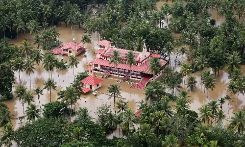 മാത്യു കുഴൽനാടന്റെ വെളിപ്പെടുത്തൽ; കേരളത്തെ നടുക്കിയ മഹാപ്രളയം വീണ്ടും ചർച്ചയാകുന്നു