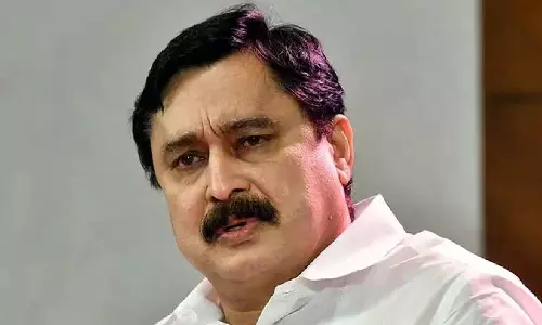 കഴിഞ്ഞ രണ്ട് തവണ മത്സരിച്ചത് പാകിസ്താനിലായിരുന്നു, രണ്ട് തവണയും അവരെ തോല്പ്പിച്ചു; വിവാദപരാമർശവുമായി മന്ത്രി വി. അബ്ദുറഹ്മാൻ കഴിഞ്ഞ രണ്ട് തവണ മത്സരിച്ചത് പാകിസ്താനിലായിരുന്നു, രണ്ട് തവണയും അവരെ തോല്പ്പിച്ചു; വിവാദപരാമർശവുമായി മന്ത്രി വി. അബ്ദുറഹ്മാൻ