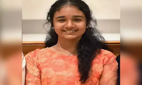 പാലക്കാട്ട് നിന്ന് വിനോദയാത്രക്ക് പോയ 14കാരിയെ ചിക്ക്മംഗളൂരിൽ കാണാതായി പാലക്കാട്ട് നിന്ന് വിനോദയാത്രക്ക് പോയ 14കാരിയെ ചിക്ക്മംഗളൂരിൽ കാണാതായി