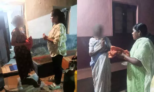 പാലക്കാട്ട് വോട്ടർമാർക്ക് പണംകൂടാതെ സാരിയും വിതരണം ചെയ്ത് ബിജെപി; ചിത്രങ്ങൾ പുറത്ത്