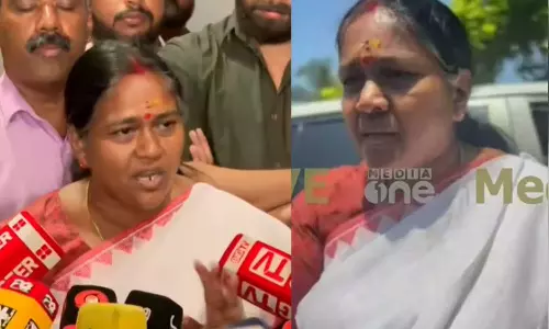 വോട്ടിന് നോട്ട്; ദൃശ്യം മീഡിയവണിന് എങ്ങനെ കിട്ടി? റിപ്പോര്‍ട്ടറെ പൊലീസ് ചോദ്യം ചെയ്യണം. മീഡിയവണിനെ പഴിച്ച് ശോഭാ സുരേന്ദ്രന്‍