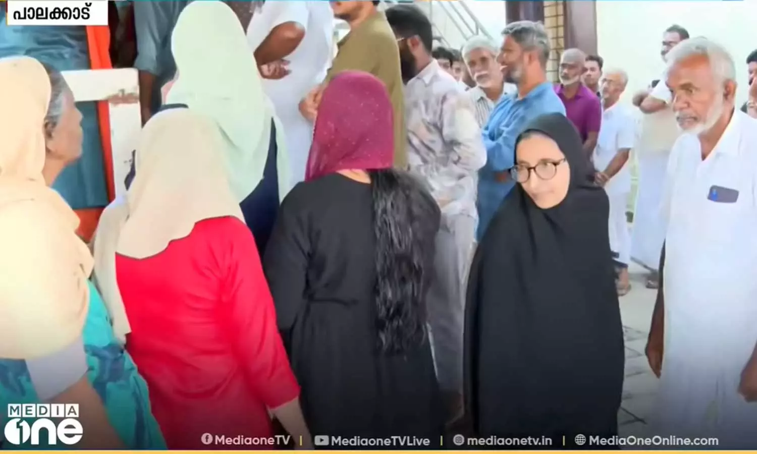 പാലക്കാട് ജില്ലയിൽ സർവ്വകാല റെക്കോർഡ് പോളിങ്; 80.09 ശതമാനം പേർ വോട്ട് രേഖപ്പെടുത്തി പാലക്കാട് ജില്ലയിൽ സർവ്വകാല റെക്കോർഡ് പോളിങ്; 80.09 ശതമാനം പേർ വോട്ട് രേഖപ്പെടുത്തി