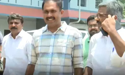 പത്തനംതിട്ട തൂത്തുവാരുമെന്ന് യുഡിഎഫ്; അഞ്ച് മണ്ഡലങ്ങൾ പിടിക്കുമെന്ന് എൽഡിഎഫ്