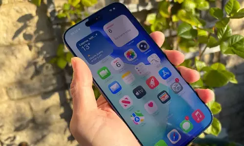 ഐഫോൺ 18 പ്രോ: ഡൈനാമിക് ഐലൻഡ് ചെറുതാകും, ഫേസ് ഐഡി സെൻസറുകൾ ഡിസ്‌പ്ലേയ്ക്കടിയിലേക്ക്