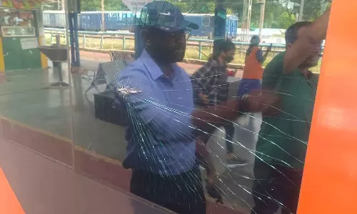 Stones pelted at Vande Bharat Express