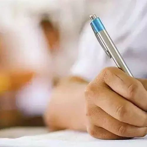 ഗൾഫ് മേഖലകളിലെ എസ്എസ്എൽസി, പ്ലസ് ടു പരീക്ഷകൾ റദ്ദാക്കി