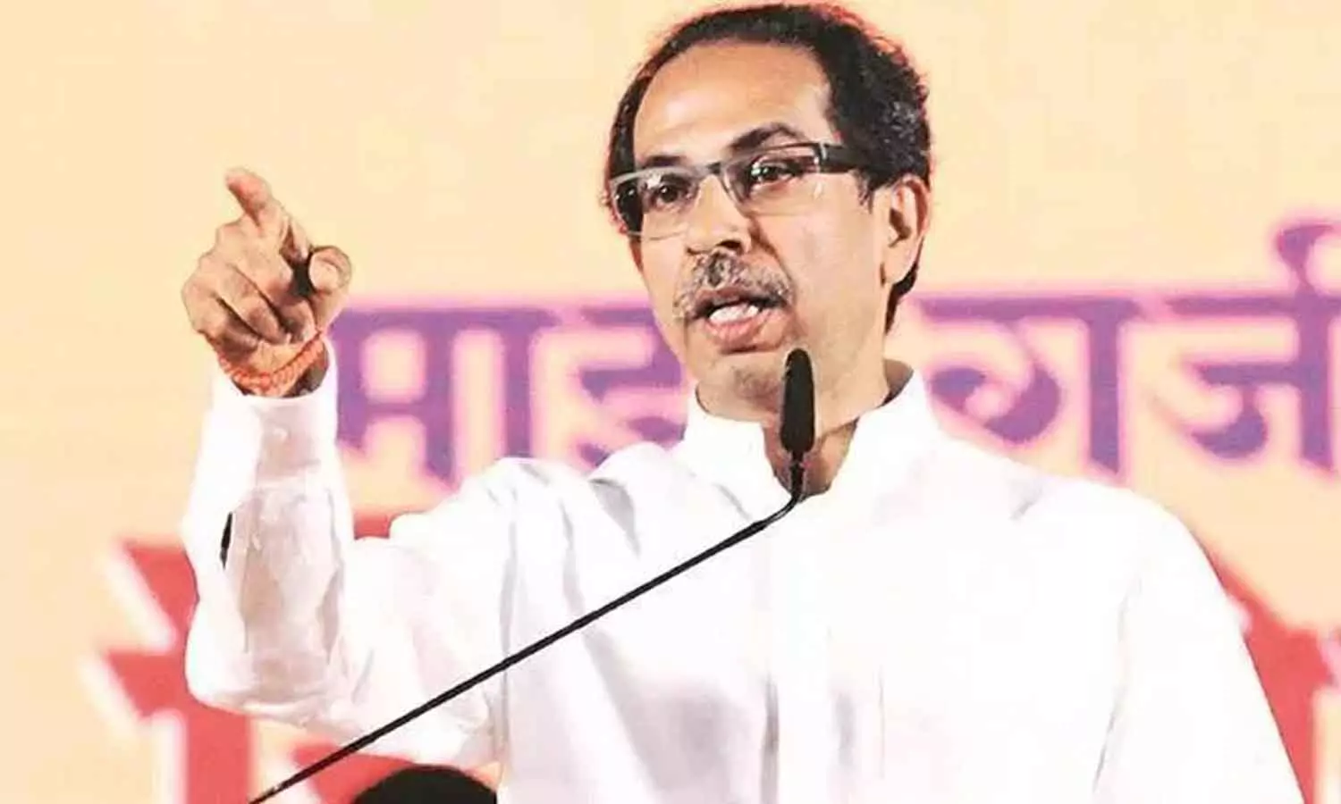 സ്ത്രീകൾക്കെതിരായ അതിക്രമങ്ങളിൽ മഹാരാഷ്ട്ര സർക്കാർ മതം നോക്കിയാണ് നിലപാട് സ്വീകരിക്കുന്നതെന്ന് ശിവസേന ഉദ്ധവ് വിഭാഗം സ്ത്രീകൾക്കെതിരായ അതിക്രമങ്ങളിൽ മഹാരാഷ്ട്ര സർക്കാർ മതം നോക്കിയാണ് നിലപാട് സ്വീകരിക്കുന്നതെന്ന് ശിവസേന ഉദ്ധവ് വിഭാഗം