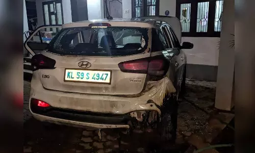 Car parked at home set on fire in Payyannur Car parked at home set on fire in Payyannur