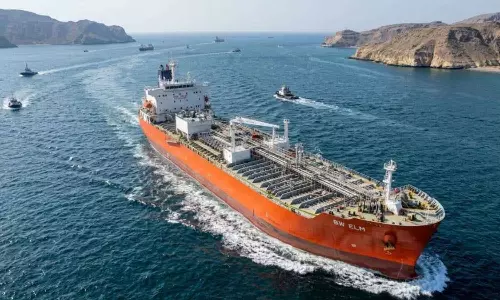 കൂടുതൽ കപ്പലുകൾ ഇന്ത്യയിലേക്ക്; 20,400 മെട്രിക് ടൺ എൽപിജിയുമായി ജഗ് വിക്രം ഹോർമുസ് കടന്നു