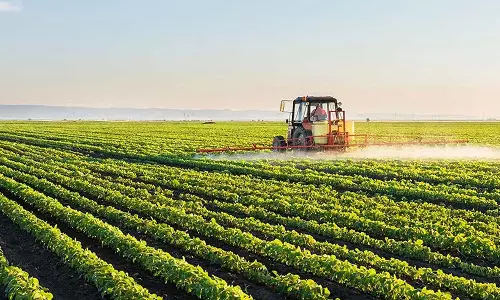 സംസ്ഥാനത്തെ കൃഷിവകുപ്പിലെ കരാർ ജീവനക്കാർക്ക് നാല് മാസമായി ശമ്പളമില്ല