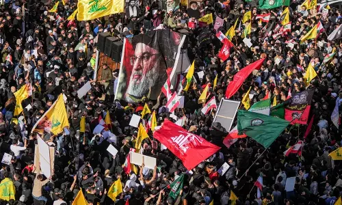 ഇറാനിൽ യുഎസ്-ഇസ്രായേൽ ആക്രമണത്തിന്റെ 44-ാം ദിവസം; വഴിമുട്ടിയ ചർച്ചകൾക്ക് ശേഷം ഇനിയെന്ത്?