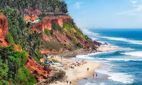 സെൽഫി എടുക്കുന്നതിനിടെ വർക്കല ക്ലിഫിൽ നിന്ന് വീണ യുവാവ് മരിച്ചു