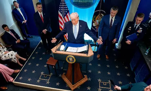 സംഘർഷത്തിനിടയിലും കരാറിനായി അമേരിക്ക; ഇറാനുമായി ആശയവിനിമയം തുടരുന്നതായി റിപ്പോർട്ട്