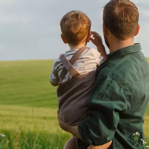 ഒരു വയസുകാരന് വേണ്ടി കോർപ്പറേറ്റ് ജോലി അവസാനിപ്പിക്കുന്നതായി യുവാവ്,വൈറലായി കുറിപ്പ്