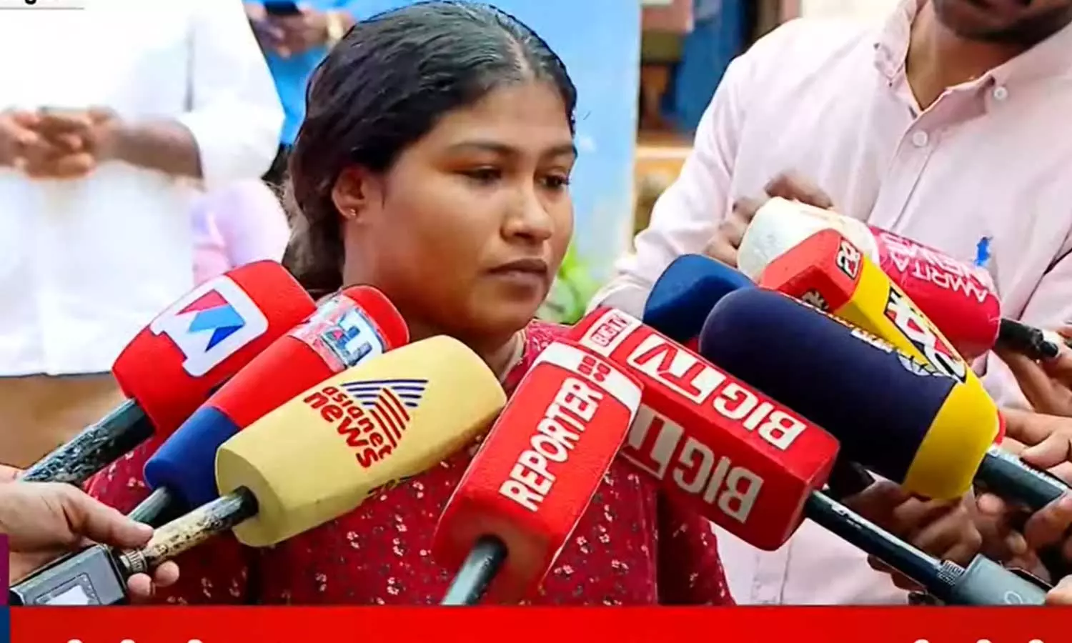 ലോൺ ആപ്പിന്റെ പേരിൽ നിതിൻ ആത്മഹത്യ ചെയ്യില്ല, അങ്ങനെ വരുത്തി തീർക്കാൻ ശ്രമം; നിതിൻ രാജിന്റെ സഹോദരി ലോൺ ആപ്പിന്റെ പേരിൽ നിതിൻ ആത്മഹത്യ ചെയ്യില്ല, അങ്ങനെ വരുത്തി തീർക്കാൻ ശ്രമം; നിതിൻ രാജിന്റെ സഹോദരി