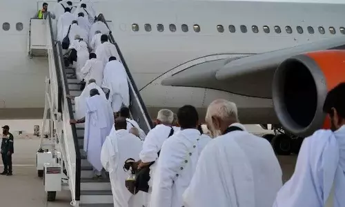ഇത്തവണത്തെ ഹജ്ജ് യാത്രക്ക് ചെലവ് കൂടും; ടിക്കറ്റ് നിരക്ക് കൂട്ടണമെന്ന് വിമാനക്കമ്പനികൾ