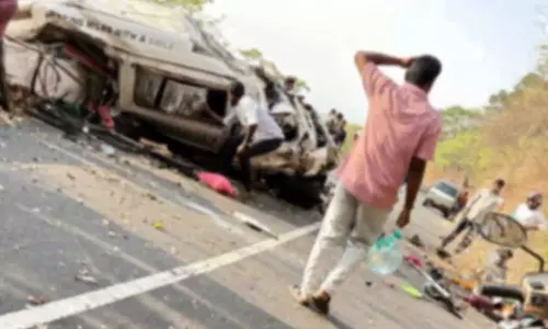 വാല്‍പ്പാറ വാഹനാപകടം; മരിച്ച മലയാളികളെ തിരിച്ചറിഞ്ഞു