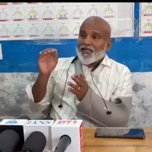 സ്ട്രക്ചറലി ഡാമേജ് ആവുന്നതാണ് വിള്ളൽ, വയനാട്ടിലെ വീട്ടിൽ കണ്ടത് ചെറിയ ക്രാക്ക് മാത്രം; വിശദീകരണവുമായി ഊരാളുങ്കൽ