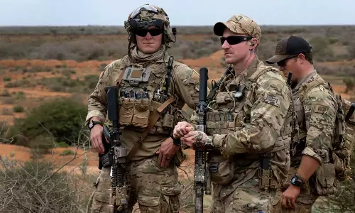 ഇറാന്റെ ആണവ ശേഖരം പിടിച്ചെടുക്കാന്‍ അമേരിക്ക?; പശ്ചിമേഷ്യയില്‍ കളമൊരുങ്ങുന്നത് അതിസങ്കീര്‍ണമായ സൈനിക നീക്കത്തിനെന്ന് റിപ്പോർട്ട്