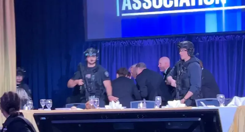 ട്രംപ് പങ്കെടുത്ത അത്താഴവിരുന്നിനിടെ വെടിവെപ്പ്; പ്രസിഡന്റ് സുരക്ഷിതനെന്ന് സീക്രട്ട് സര്‍വീസ്