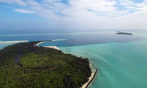 ലക്ഷദ്വീപ് സന്ദർശിക്കാൻ പൊലീസ് ക്ലിയറൻസും സ്പോൺസറും വേണ്ട; ഓൺലൈൻ പെർമിറ്റ് നടപ്പിലാക്കി അഡ്മിനിസ്ട്രേഷൻ