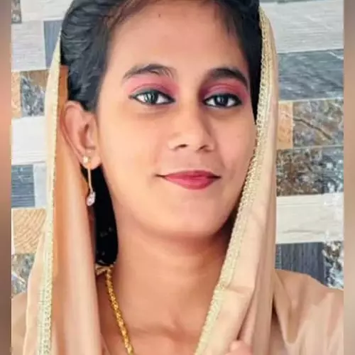 ഫാത്തിമയുടെ മൃതദേഹം കണ്ടത് മണലില്‍ കമിഴ്ന്ന് കിടക്കുന്ന നിലയില്‍, രാത്രി ഇതേ സ്ഥലത്ത് കണ്ടിരുന്നെന്ന് ദൃക്‌സാക്ഷികള്‍; ഭര്‍ത്താവിനായി തിരച്ചില്‍