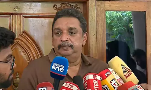 ഇന്നലെ വരെ ഒരുമിച്ചു നീങ്ങിയതുകൊണ്ടും ഒരുമിച്ച് നീങ്ങേണ്ടത് കൊണ്ടും നാടൻ ഭാഷയിൽ പറയുന്നില്ല: മുഖ്യമന്ത്രി ചർച്ചയിൽ ഷിബു ബേബി ജോൺ ഇന്നലെ വരെ ഒരുമിച്ചു നീങ്ങിയതുകൊണ്ടും ഒരുമിച്ച് നീങ്ങേണ്ടത് കൊണ്ടും നാടൻ ഭാഷയിൽ പറയുന്നില്ല: മുഖ്യമന്ത്രി ചർച്ചയിൽ ഷിബു ബേബി ജോൺ