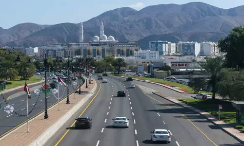 Oman Police to allow special number plates on national holidays and special days