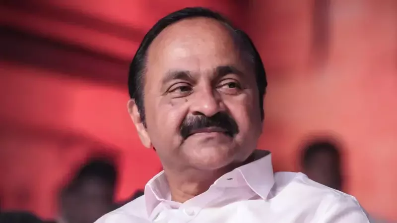 വി.ഡി സതീശന് സര്ക്കാറിന്റെ ആദ്യ ബജറ്റില് ക്ഷേമപെന്ഷന് കൂട്ടിയേക്കും വി.ഡി സതീശന് സര്ക്കാറിന്റെ ആദ്യ ബജറ്റില് ക്ഷേമപെന്ഷന് കൂട്ടിയേക്കും