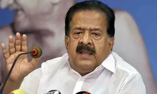 പെരിയ കേസ് പ്രതികൾക്ക് പരോൾ: റിപ്പോർട്ട് തേടി ആഭ്യന്തരമന്ത്രി പെരിയ കേസ് പ്രതികൾക്ക് പരോൾ: റിപ്പോർട്ട് തേടി ആഭ്യന്തരമന്ത്രി