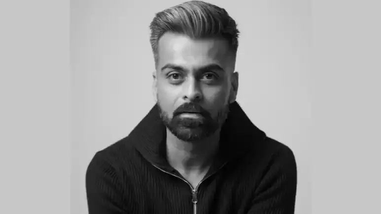 ജീവപര്യന്തം തടവിനിടെ പരോളിനിറങ്ങി മുങ്ങി; ഒളിവിൽ കഴിയുന്നതിനിടെ ബോളിവുഡ് നടനായി, 12 വര്ഷത്തിന് ശേഷം കൊലക്കേസ് പ്രതി പിടിയിൽ ജീവപര്യന്തം തടവിനിടെ പരോളിനിറങ്ങി മുങ്ങി; ഒളിവിൽ കഴിയുന്നതിനിടെ ബോളിവുഡ് നടനായി, 12 വര്ഷത്തിന് ശേഷം കൊലക്കേസ് പ്രതി പിടിയിൽ