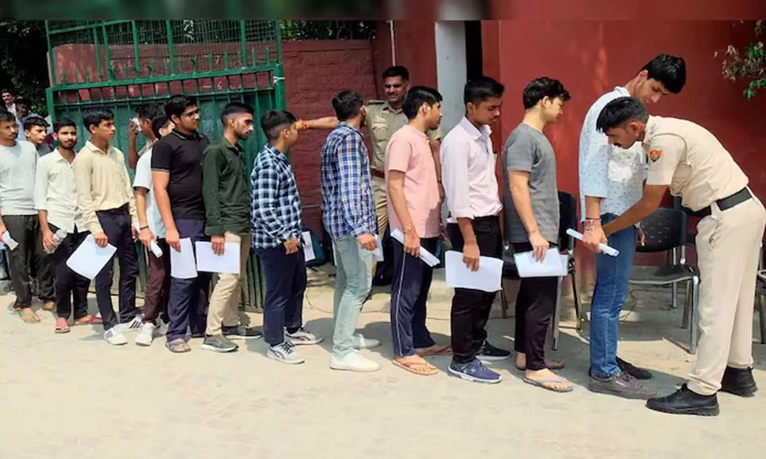 സിവിൽ സർവീസ് പ്രിലിമിനറി പരീക്ഷ നാളെ: റിപ്പോർട്ടിങ് സമയം, ഡ്രസ് കോഡ്, പരീക്ഷാ ദിന മാർഗനിർദേശങ്ങൾ അറിയാം സിവിൽ സർവീസ് പ്രിലിമിനറി പരീക്ഷ നാളെ: റിപ്പോർട്ടിങ് സമയം, ഡ്രസ് കോഡ്, പരീക്ഷാ ദിന മാർഗനിർദേശങ്ങൾ അറിയാം