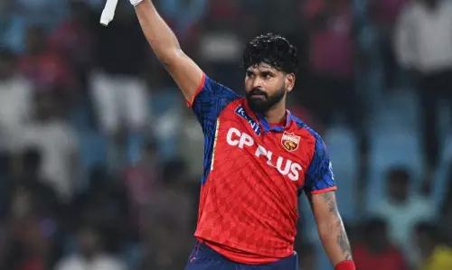 ശ്രേയസ് അയ്യർക്ക് ചരിത്ര നേട്ടം; സെവാഗ്, കോലി, സഞ്ജു എന്നിവർക്കൊപ്പം പഞ്ചാബ് നായകൻ ശ്രേയസ് അയ്യർക്ക് ചരിത്ര നേട്ടം; സെവാഗ്, കോലി, സഞ്ജു എന്നിവർക്കൊപ്പം പഞ്ചാബ് നായകൻ