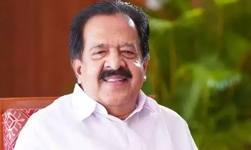 ‘എസ്എഫ്ഐയുടെ എക്സസൈസ് ആണ് നടക്കുന്നത്; ഭരണം മാറിയപ്പോൾ കഴിവുള്ളവരാണെന്ന് തെളിയിക്കുകയാണ്’: പരിഹസിച്ച് രമേശ് ചെന്നിത്തല ‘എസ്എഫ്ഐയുടെ എക്സസൈസ് ആണ് നടക്കുന്നത്; ഭരണം മാറിയപ്പോൾ കഴിവുള്ളവരാണെന്ന് തെളിയിക്കുകയാണ്’: പരിഹസിച്ച് രമേശ് ചെന്നിത്തല