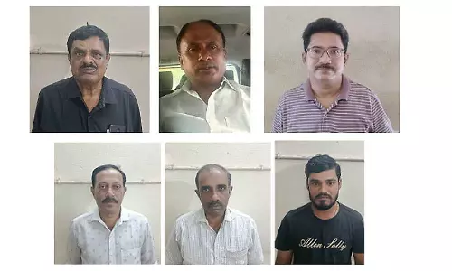 കർണാടക വെറ്ററിനറി സർവകലാശാലയിൽ 45 കോടിയുടെ വെട്ടിപ്പ്: മുൻ വിസിയുൾപ്പെടെ ആറ് പേർ അറസ്റ്റിൽ കർണാടക വെറ്ററിനറി സർവകലാശാലയിൽ 45 കോടിയുടെ വെട്ടിപ്പ്: മുൻ വിസിയുൾപ്പെടെ ആറ് പേർ അറസ്റ്റിൽ